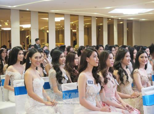 63 người đẹp tranh tài trong vòng bán kết cuộc thi Hoa hậu Hoàn vũ Việt Nam 2017